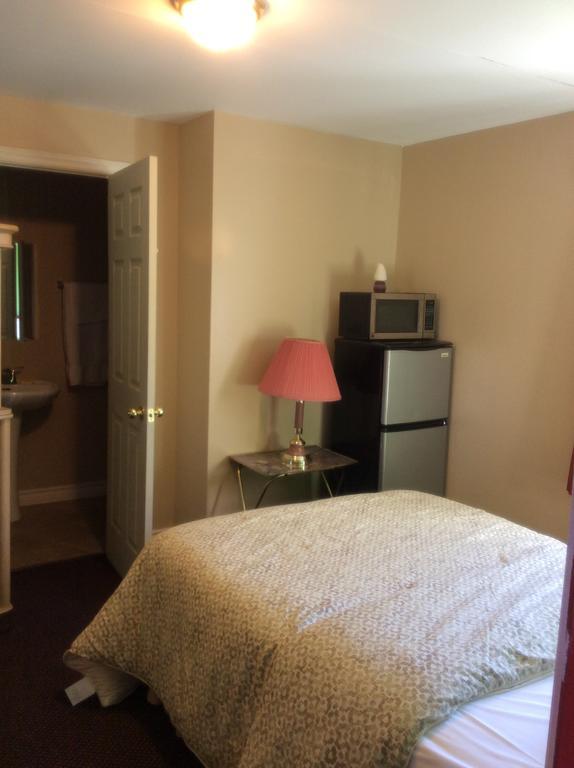 Palace Inn Motel Sarnia Eksteriør billede